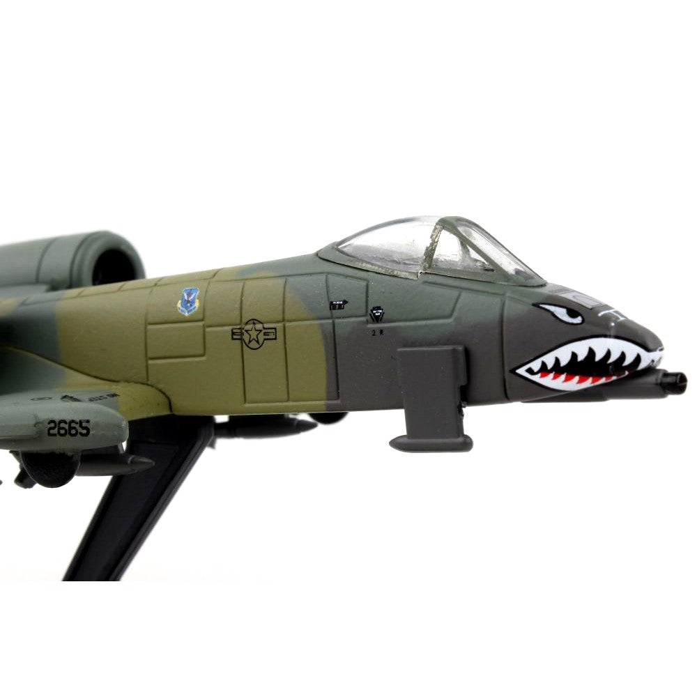 OPO 10 - 1/100 A-10C Thunderbolt II USA Flying Tigers 2014 Military Fighter  Aircraft (CP05A): : Toys